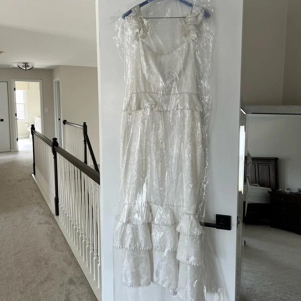 V. Chapman Violet Dress in Coconut Macaron - Size 10 - Picture 2 of 3